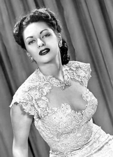 Yvonne De Carlo Topless And Sexy Retro Photos Nude Leaked Diaries