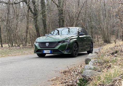 Peugeot 308 Hybrid L’ibrida Alla Spina Da 225 Cv Patentati