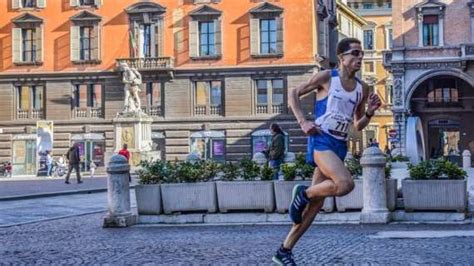 Torna Il Marzo La Mezza Maratona Di Reggio Emilia Con Partenza Ed