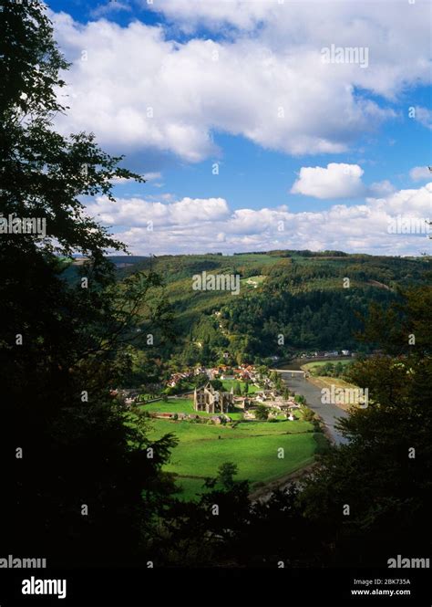 Tintern Abbey River Wye Tintern Pava Chepstow Monmouthshire