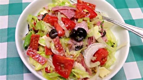 Fresh And Spicy Italian Sub Salad Recipe