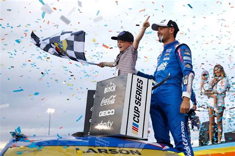 Kyle Larson Wins NASCAR Cup Series Championship Live Updates From