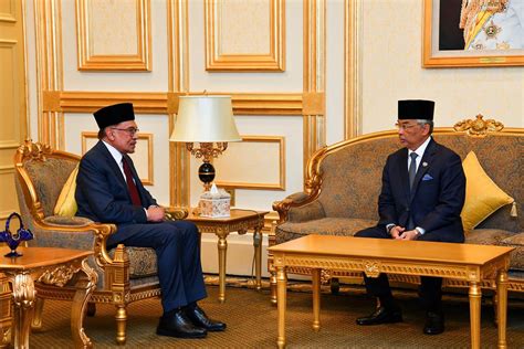 Agong Berkenan Terima Menghadap PM Untuk Mesyuarat Pra Kabinet Pertama