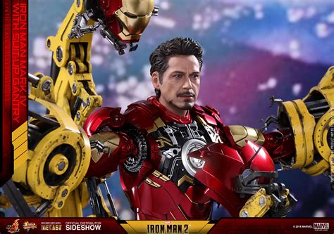 [info E Preordini] Hot Toys Iron Man Mark Iv And Suit Up Gantry Iron