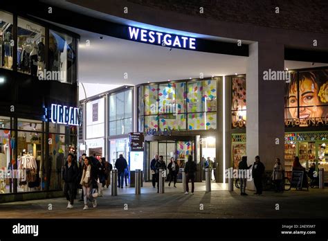 Westgate Shopping Centre, Oxford, UK Stock Photo - Alamy 