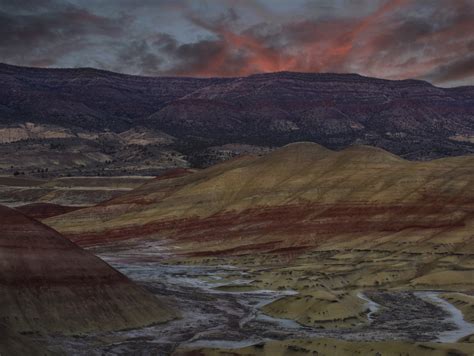 Painted Hills At Sunset Oregon John Day Fossil Beds Natio Flickr