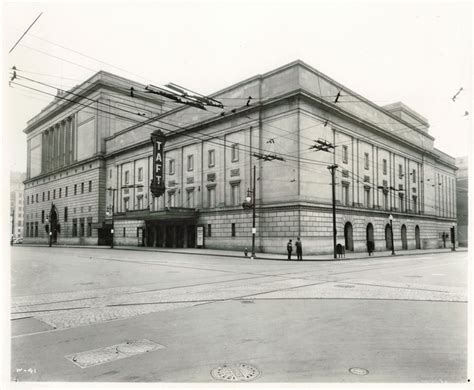 The Taft Theatre was completed in 1928. | Cincinnati ohio, Downtown ...