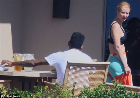 Iggy Azalea Shows Off Her Booty In Red Bikini With Nick Young In Hawaii