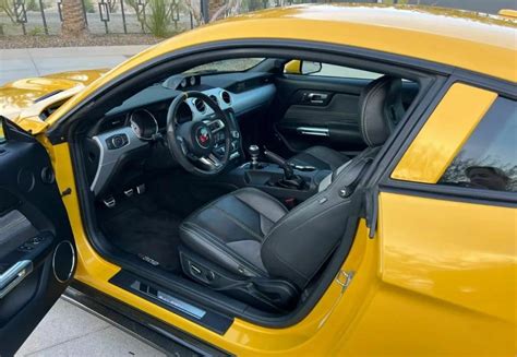 Con 800 Hp Este Ford Mustang Saleen 302 Black Label Busca Hogar Para