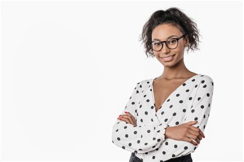 Premium Photo Portrait Of Beautiful African American Girl With Glasses