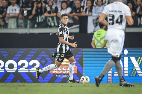 Departamento M Dico Do Galo Confirma A Primeira Baixa Em