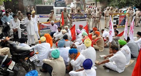 Farmers Protest Haryana Govt Extends Suspension Of Mobile Internet