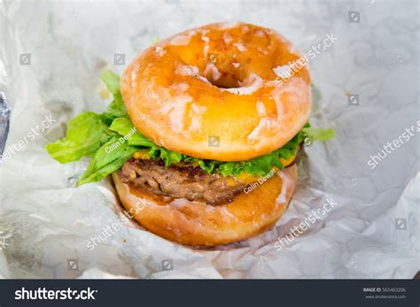 30 Luther burger Images, Stock Photos & Vectors | Shutterstock