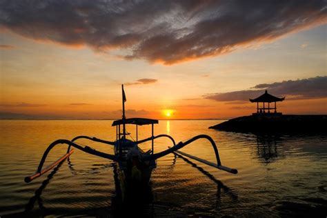 Sanur Beach Sunrise In Bali Best Time Photo Spots