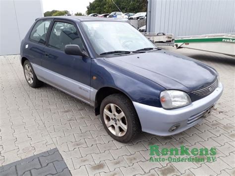 Daihatsu Charade 1 3i TX CX 16V Sloopvoertuig 1997 Blauw