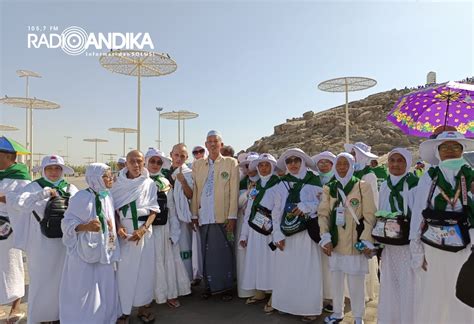 Sebelum Menuju Madinah Jemaah Asal Trenggalek City Tour Di Makkah Kubus