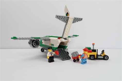 Time Lapse Build Of The Lego City Cargo Plane 60101 Lego City Lego Design Lego