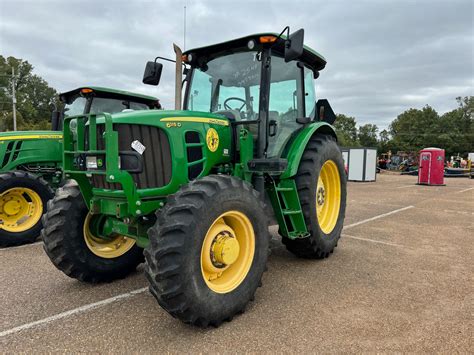 SOLD - John Deere 6115 Tractors 100 to 174 HP | Tractor Zoom