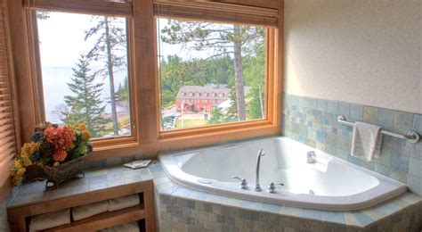 hotels in mankato mn with jacuzzi - Ta Norwood