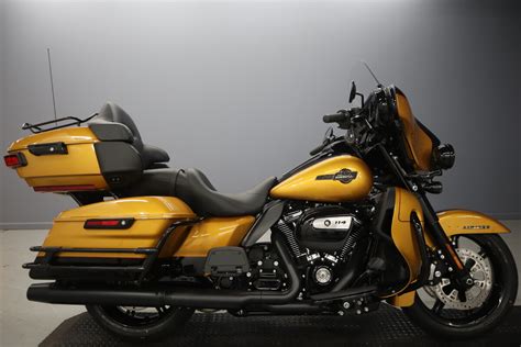 2023 Harley Davidson Ultra Limited Prospect Gold Vivid Black Black