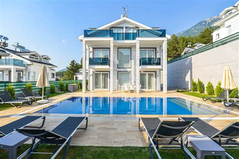 Fethiye L Deniz De Do A Manzaral Zel Havuzlu Kiral K Villa