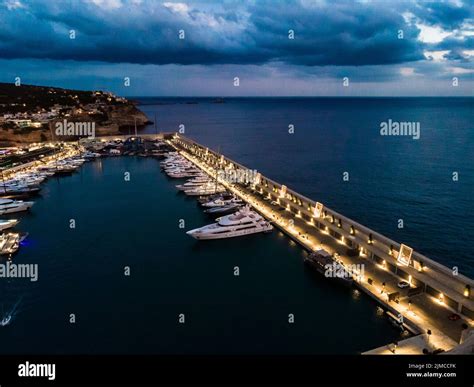 Santa Pona Fotografías E Imágenes De Alta Resolución Alamy