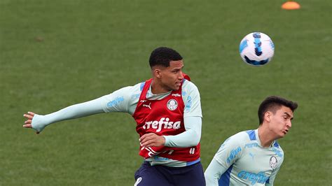 Palmeiras finaliza preparação para enfrentar o Athletico PR pela