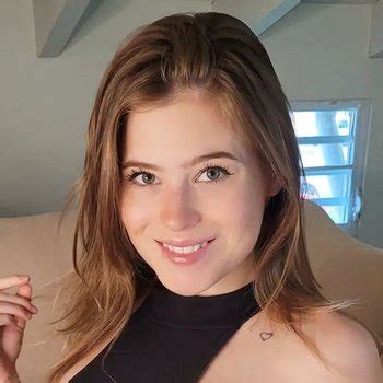 Chloe Wildd Babe Page Watch This Pornstar On FreeOnes