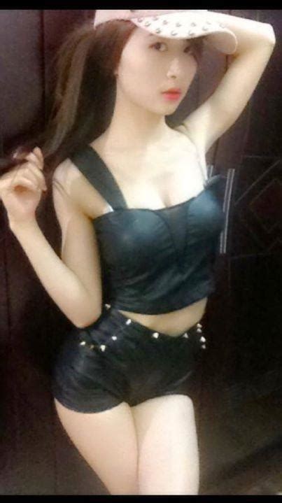 Naked Thu Hang In The Viet Nam Personal Show