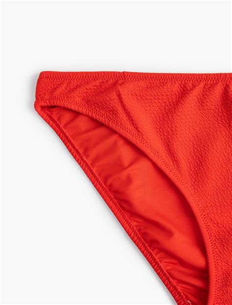 Kırmızı Kadın Dokulu Bikini Altı Standart Bel SAK BM Koton