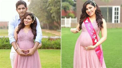 Tulsi Kumar Poses For An Adorable Maternity Shoot Will Name Her Baby