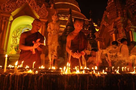 FESTIVAL OF THADINGYUT (LIGHTING FESTIVAL) - Passion Travel