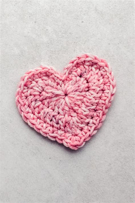 Free Easy Crochet Large Heart Patternsewrellahome Made Thompson Knines