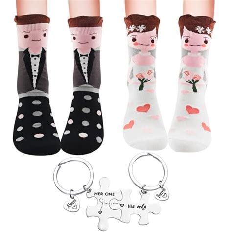 Conjunto De Roupas E Objetos Uteis Para Recem Casados