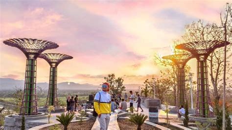 Bukit Sidoguro Klaten Destinasi Wisata Ala Gardens By The Bay