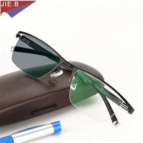 New Design Photochromic Reading Glasses Men Half Rim Titanium Alloy Presbyopia Eyeglasses