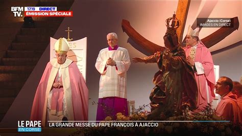 Pape François en Corse l hymne corse entonné à la fin de la messe à