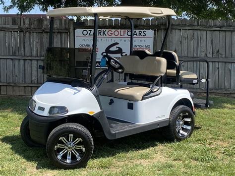 2023 E Z Go Valor® Ex1 Gas Bright White Ozark Golf Cars