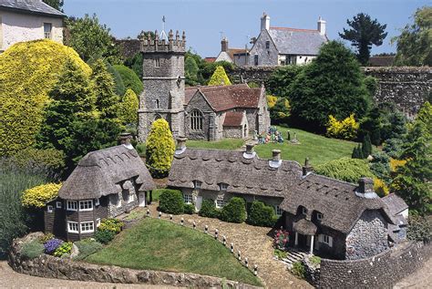 Model Village Godshill Southern Vectis