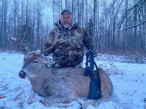 Trophy Alberta Whitetail Hunts Guided Whitetail Hunts Canada