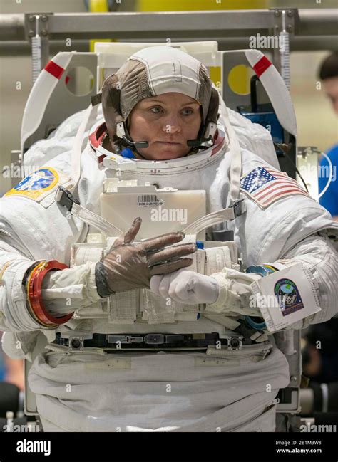 Veteran Astronaut Anne C Mcclain Suits Up In Nasas Neutral Buoyancy Lab For Weightlessness