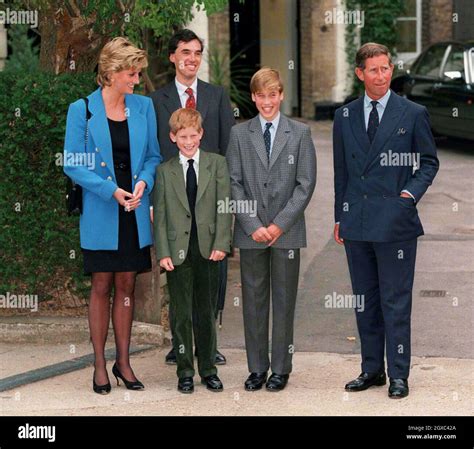 Prince William poses with the Prince and Princess of Wales, Prince ...