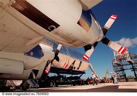 09 13 2000 Viewed From Underneath The Wing Of NASAs Super Guppy