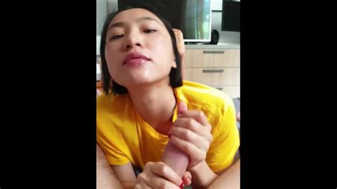 June Liu 刘玥 Spicygum Morning Blowjob By Cute Asian Student （jl010