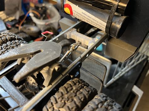 Free STL file WPL Carrier bearing Mount For Long WheelBases・3D print