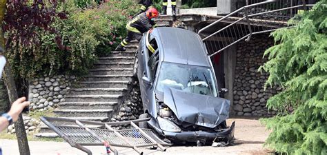 Incidente di Paderno è morto il bimbo di 3 anni travolto da un auto al