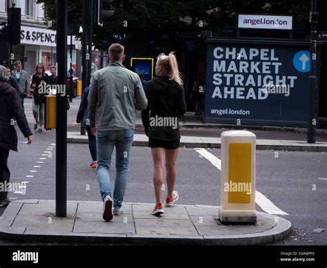 Chapel Market Islington Hi Res Stock Photography And Images Alamy