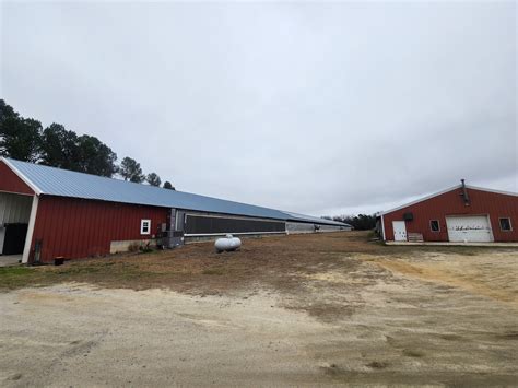 PRICE REDUCED! - Providence Breeder Farm - Three House Farm near