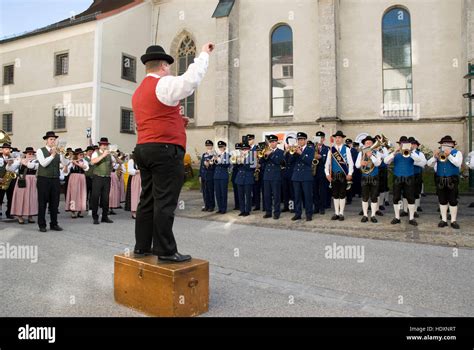 Bandleader conducting several bands simultaneously, Losenstein, Upper ...