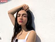 Naked Hazar Ergüçlü Added 03 23 2020 by eskidefter